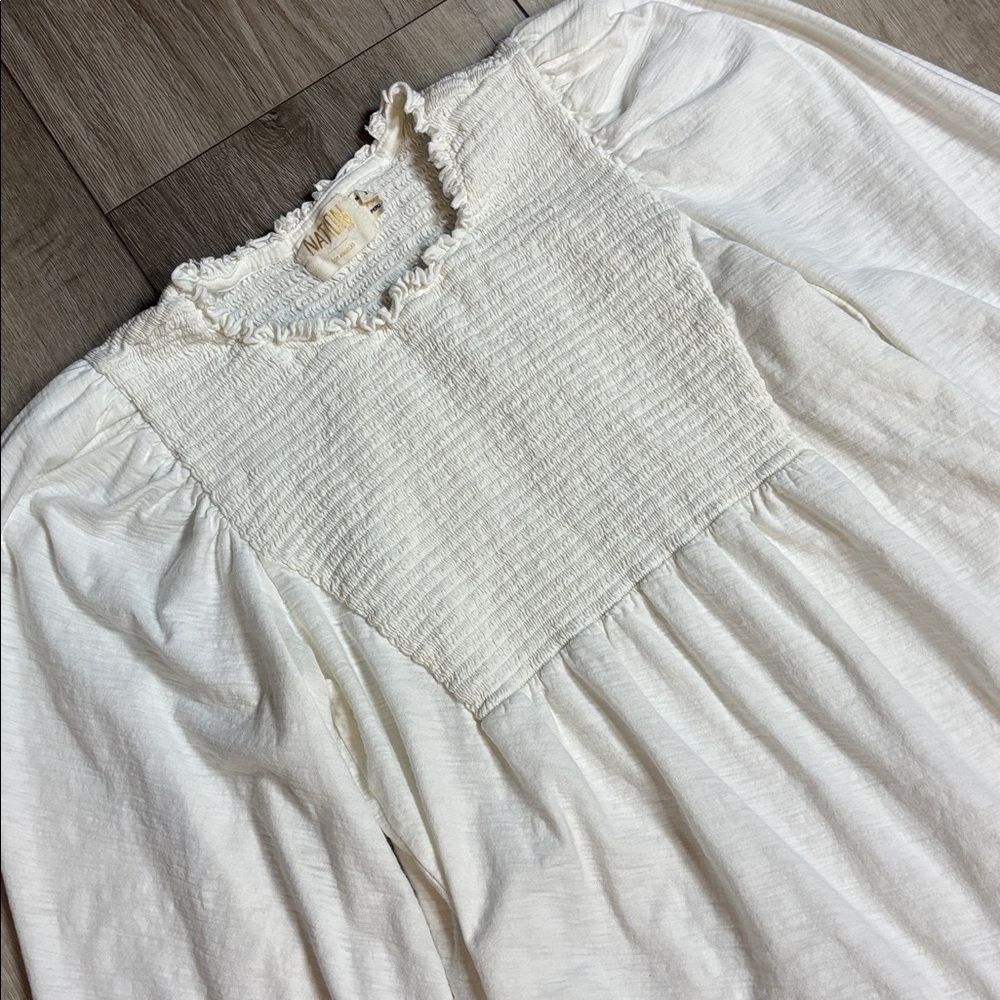 Nation LTD Los Angeles Off White Smocked Ruffled Collar Top - Picture 3 of 9